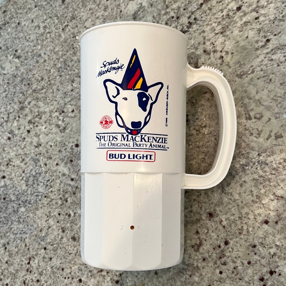 Excellent condition vintage 1986 Spuds MacKenzie BudLight mug